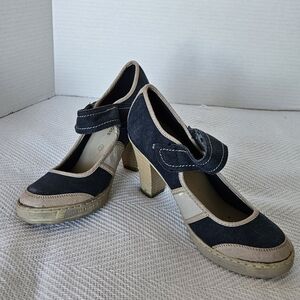 Green Cross Stylish Navy and Tan Women's Heels, Size 38